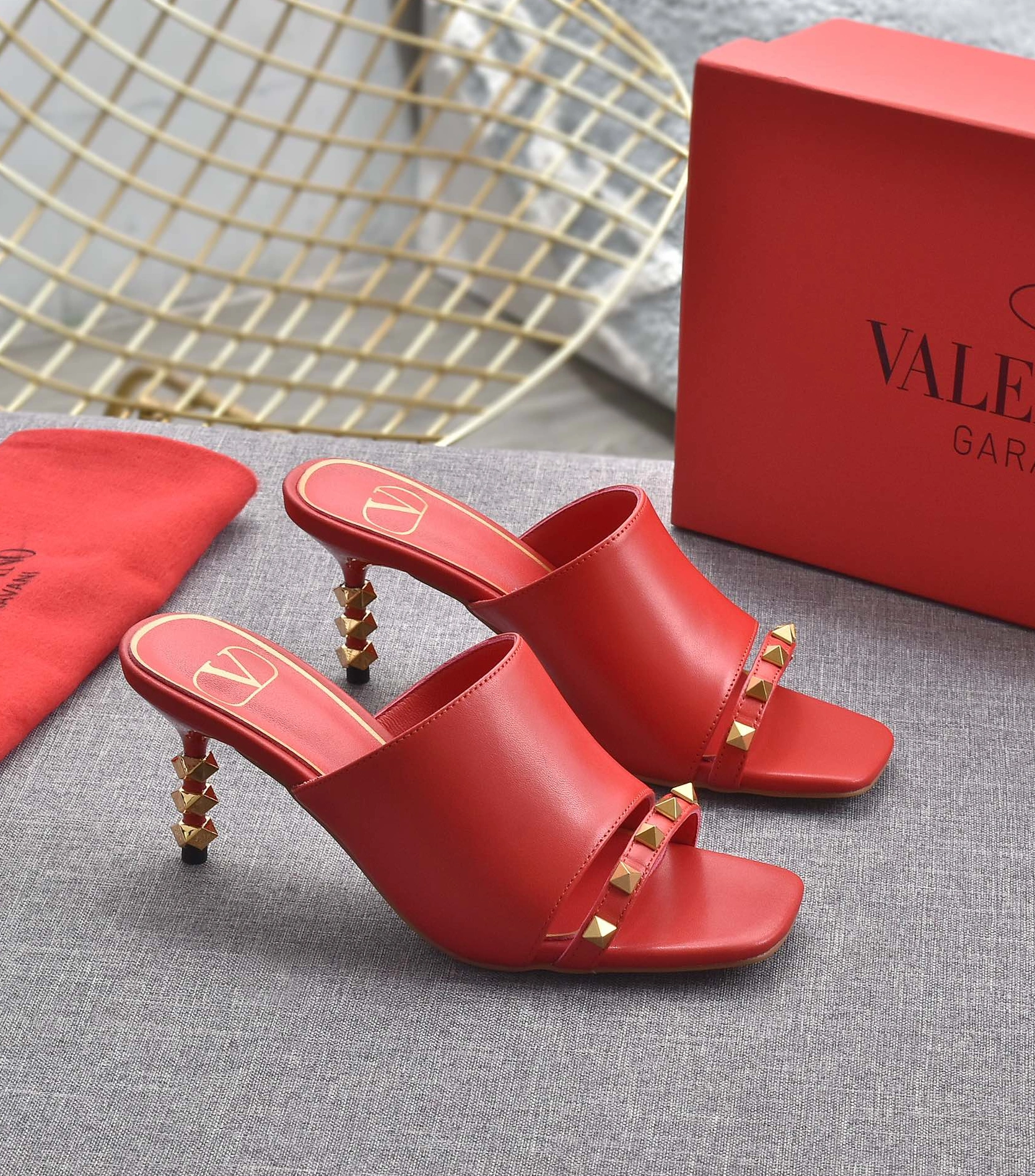 Valentino Slippers For Women Popular 663