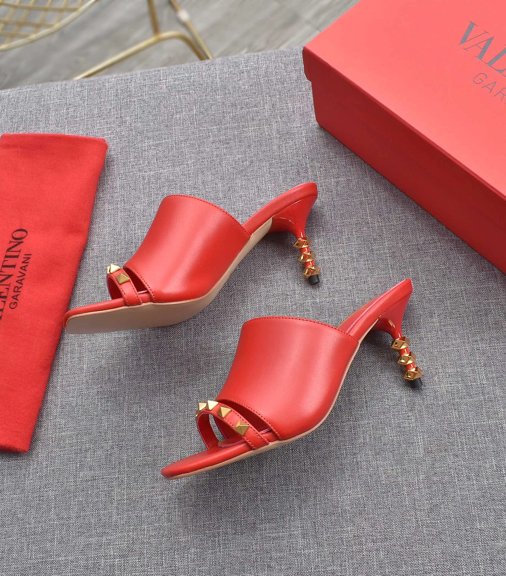 Valentino Slippers For Women Popular 663