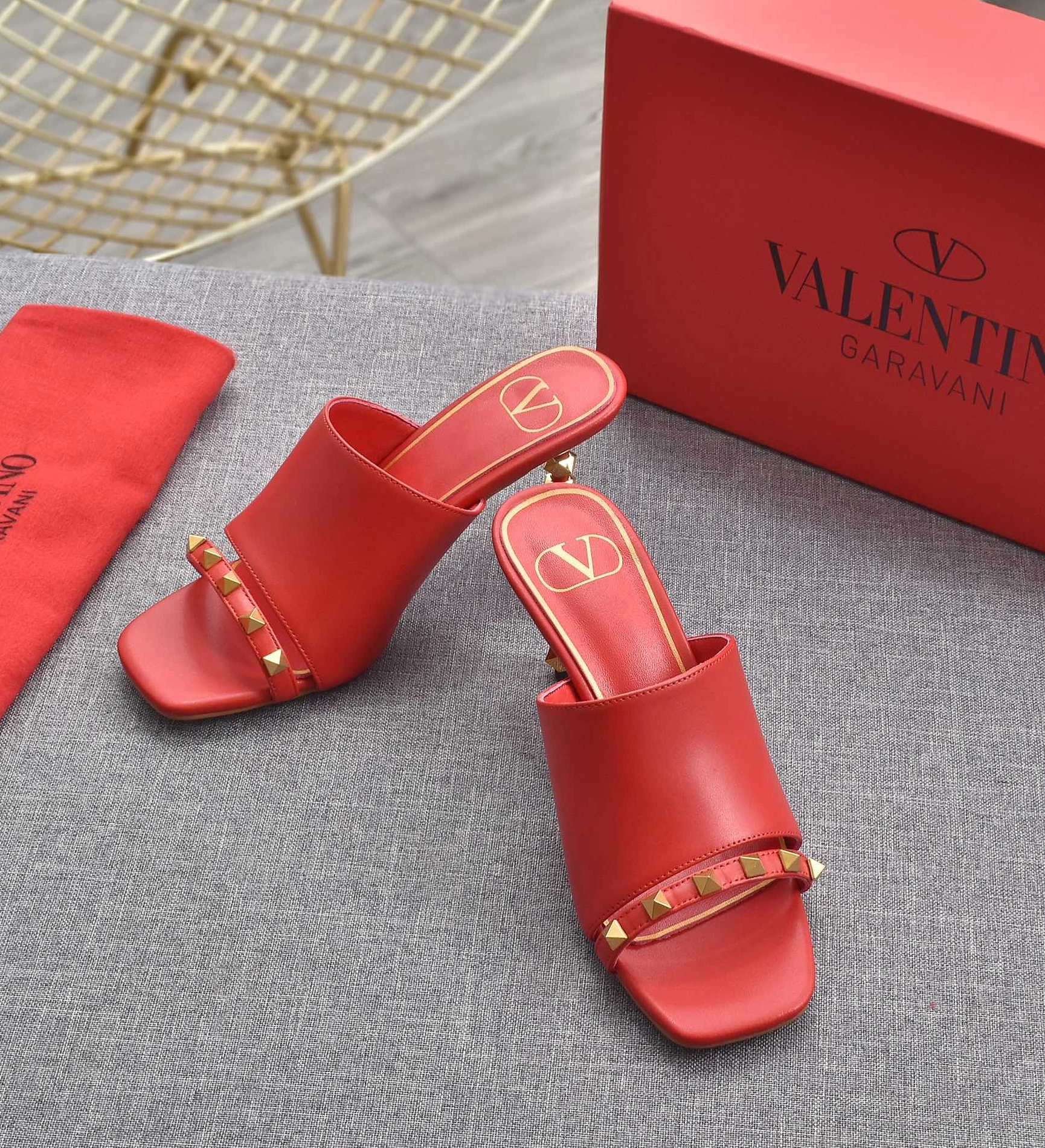 Valentino Slippers For Women Popular 663