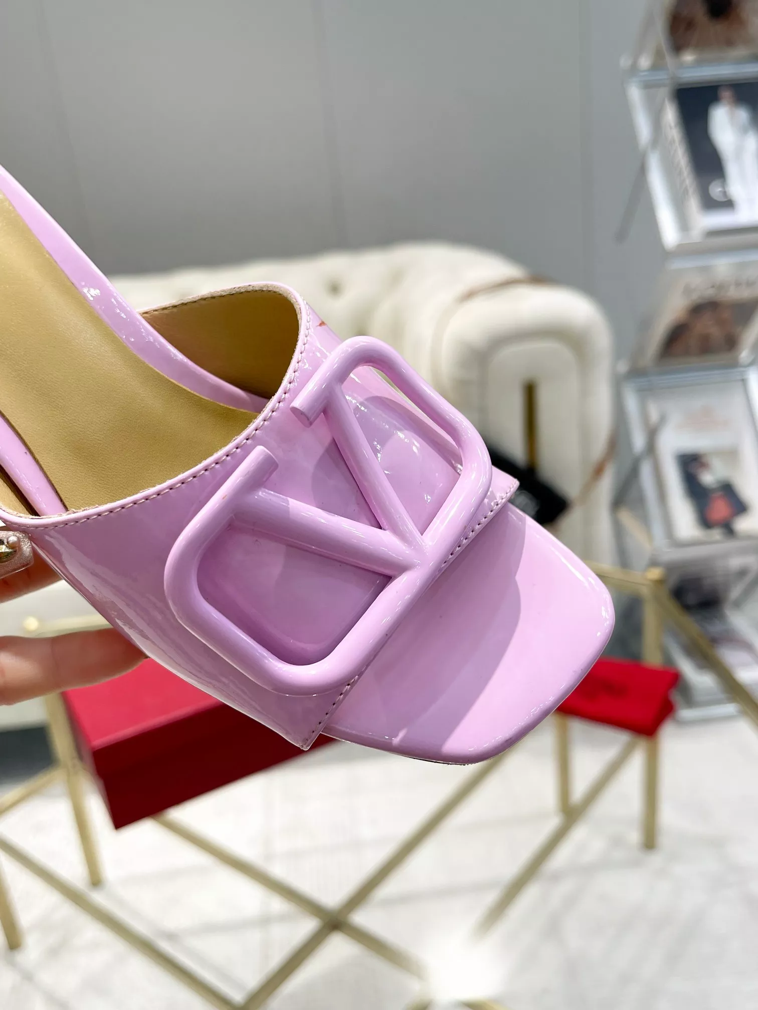 Valentino Slippers For Women Practical 9052