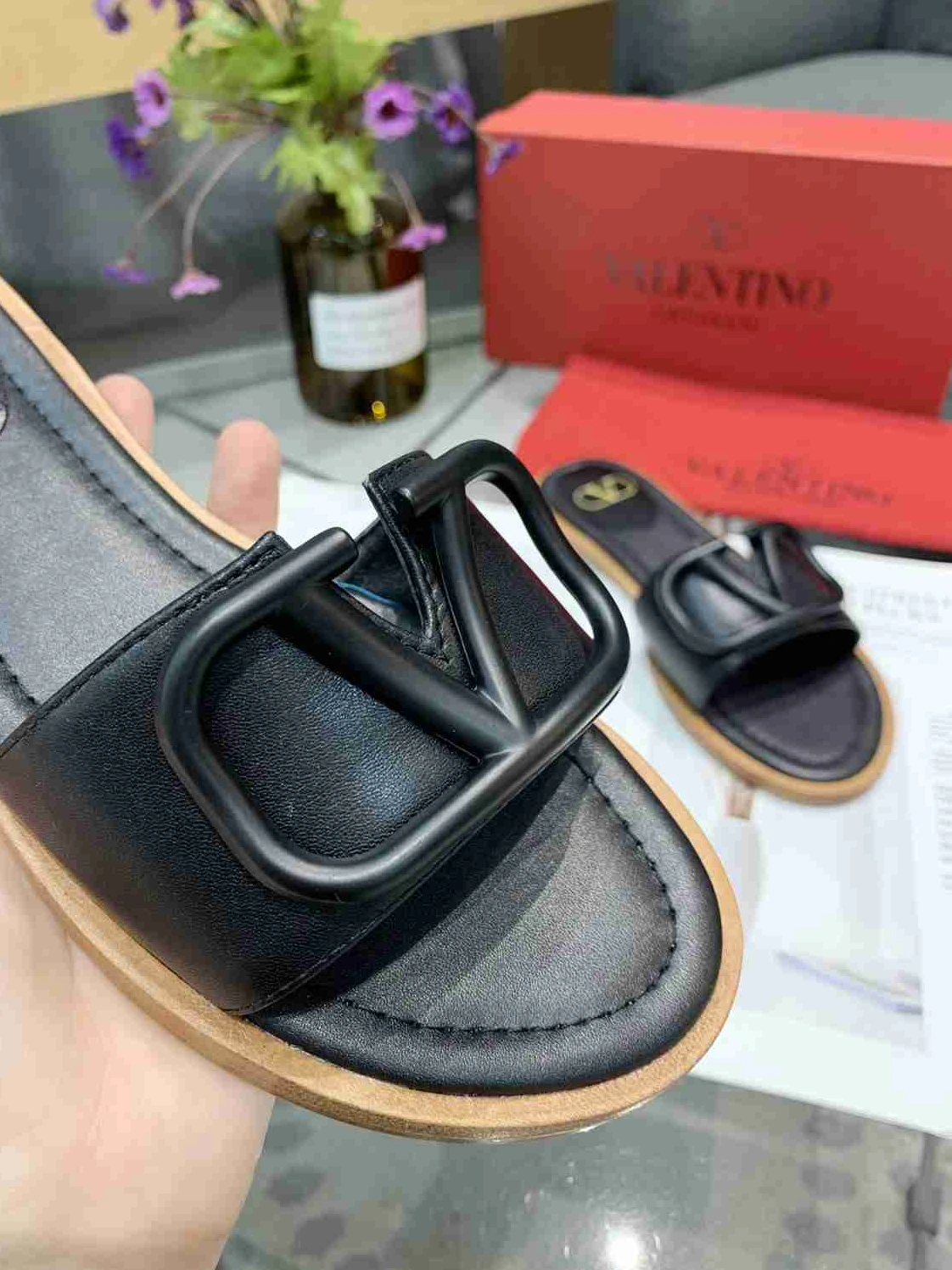 Valentino Slippers For Women StreetReady 2084