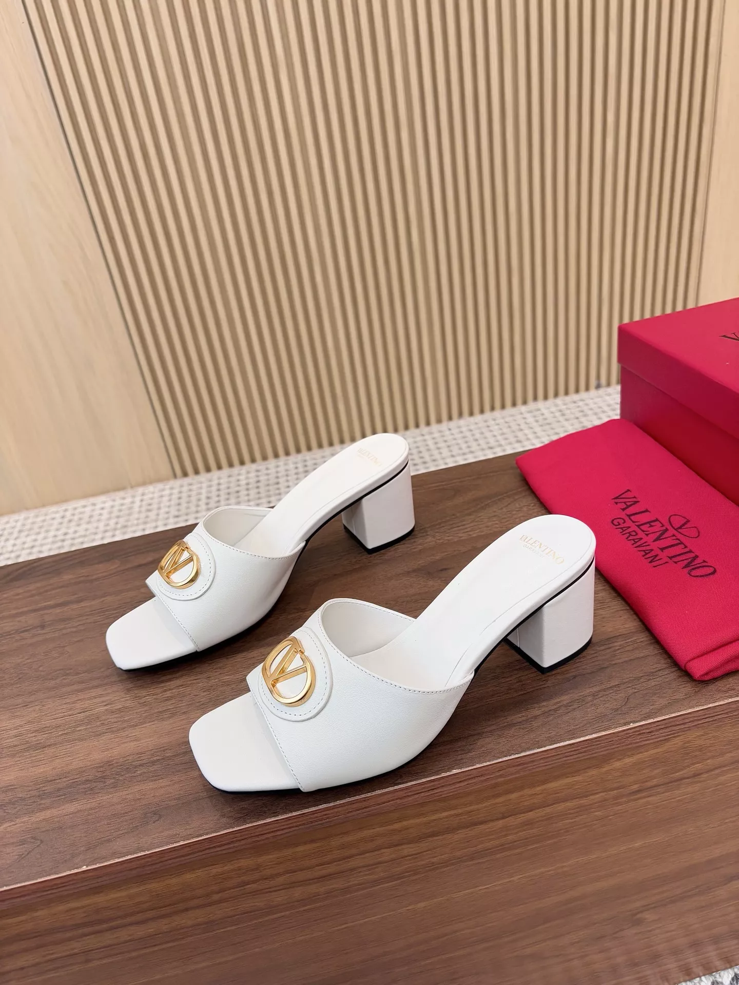 Valentino Slippers For Women Stylish 8841