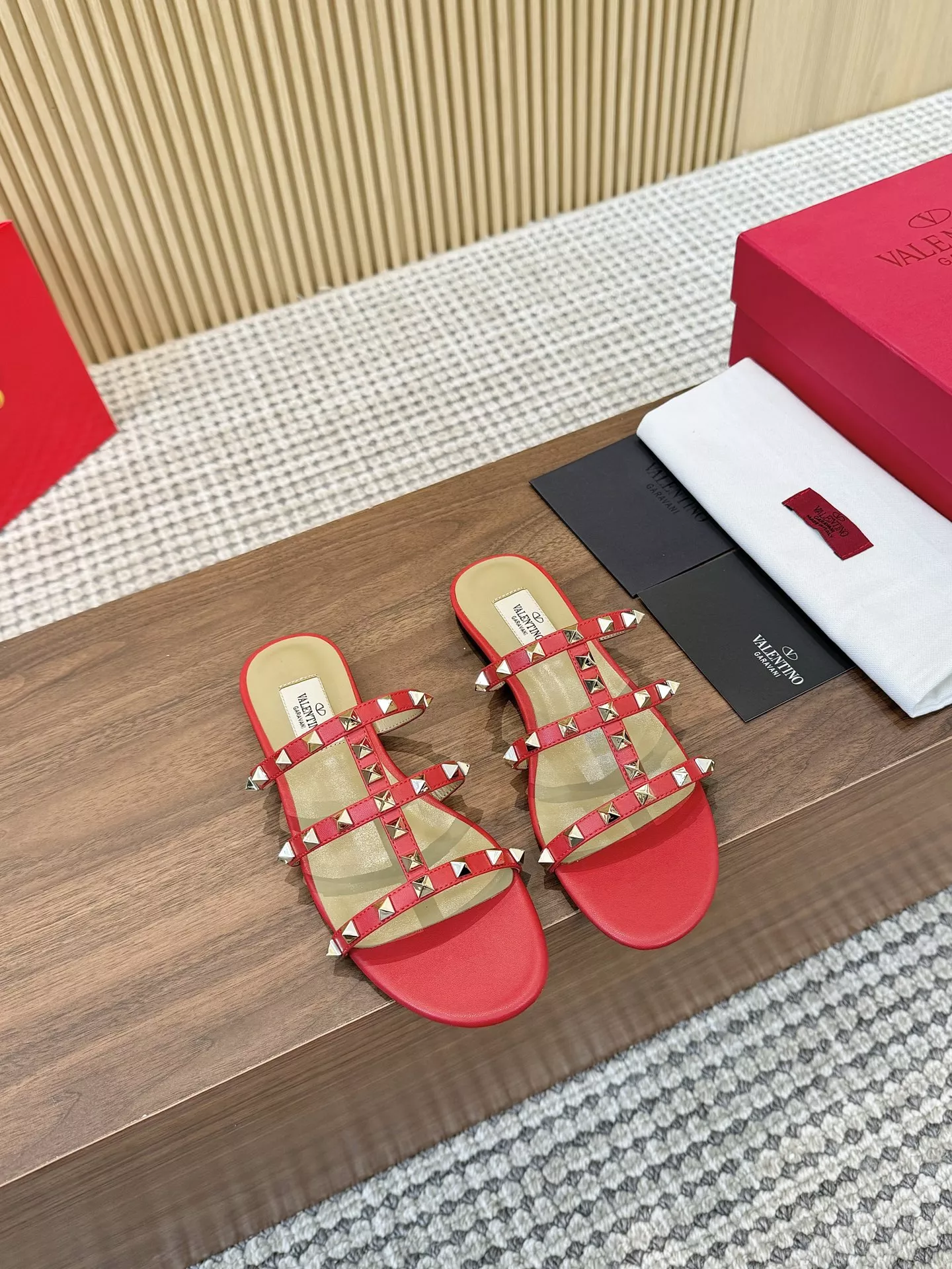 Valentino Slippers For Women Timeless 2575