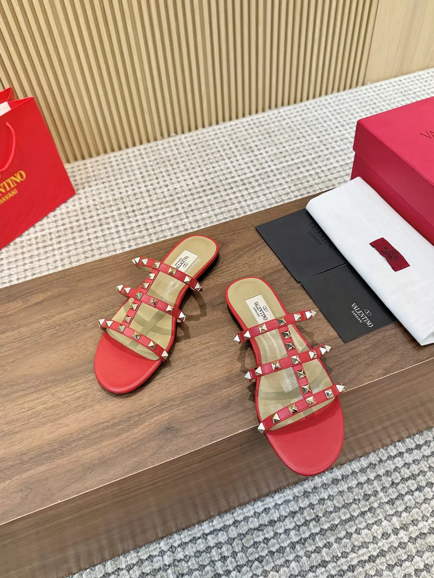 Valentino Slippers For Women Timeless 2575
