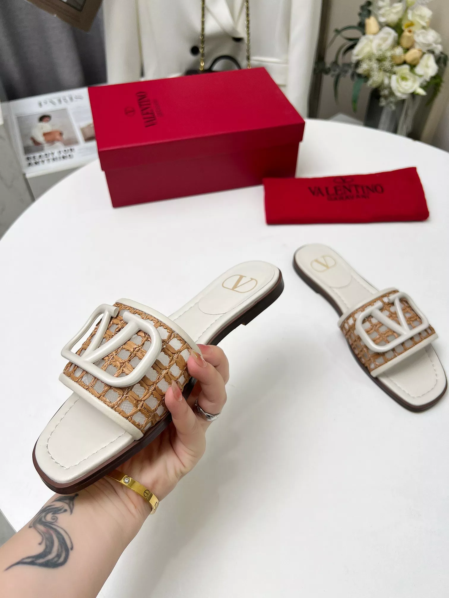 Valentino Slippers For Women Timeless 5641