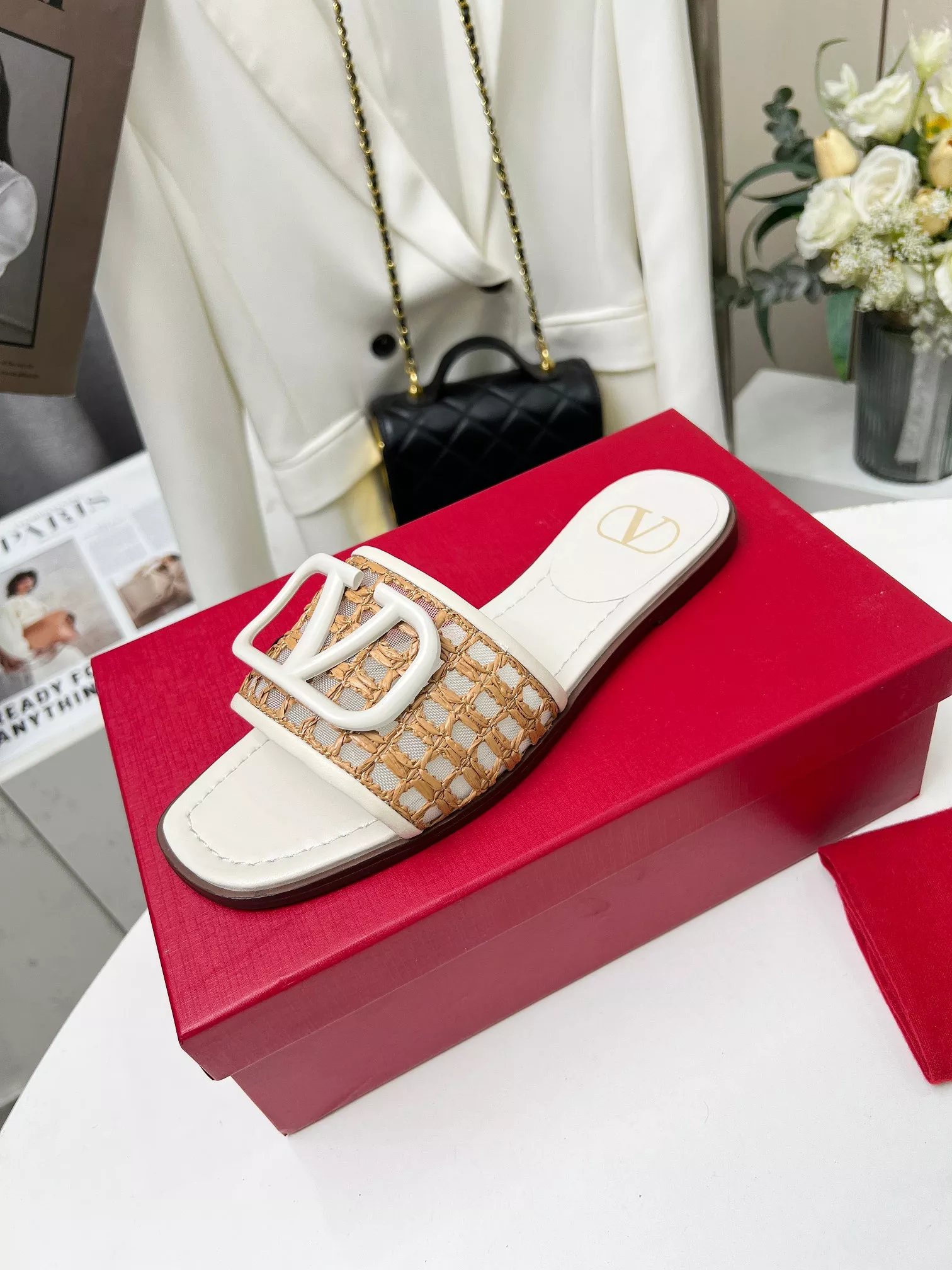 Valentino Slippers For Women Timeless 5641