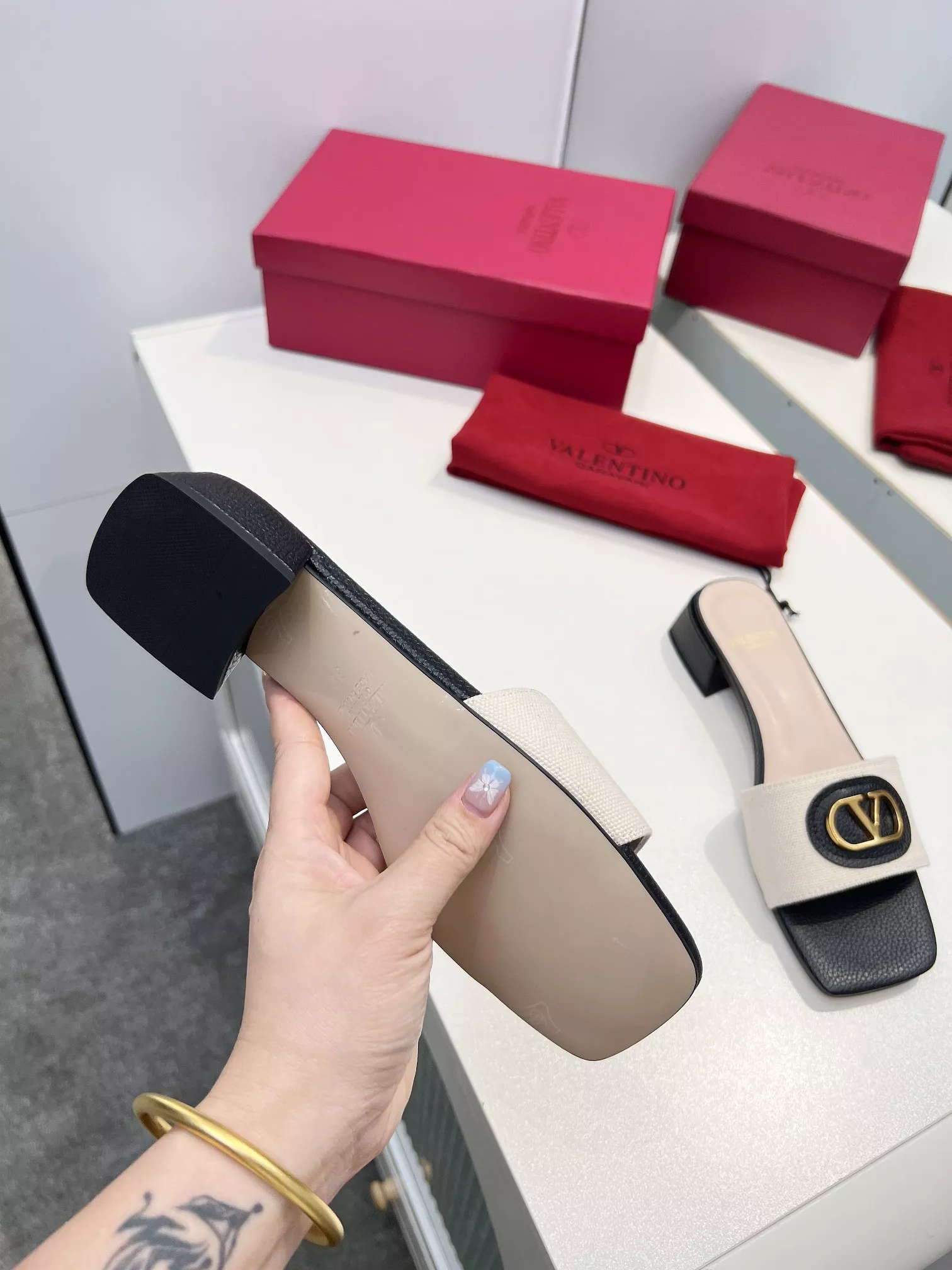 Valentino Slippers For Women Trendy 2473