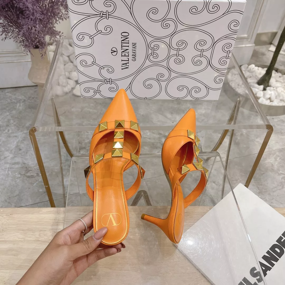 Valentino Slippers For Women Trendy 3944