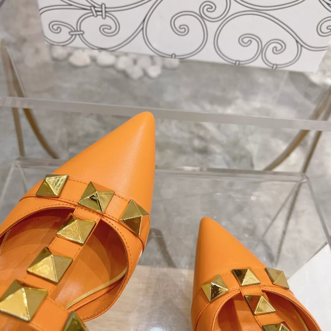 Valentino Slippers For Women Trendy 3944