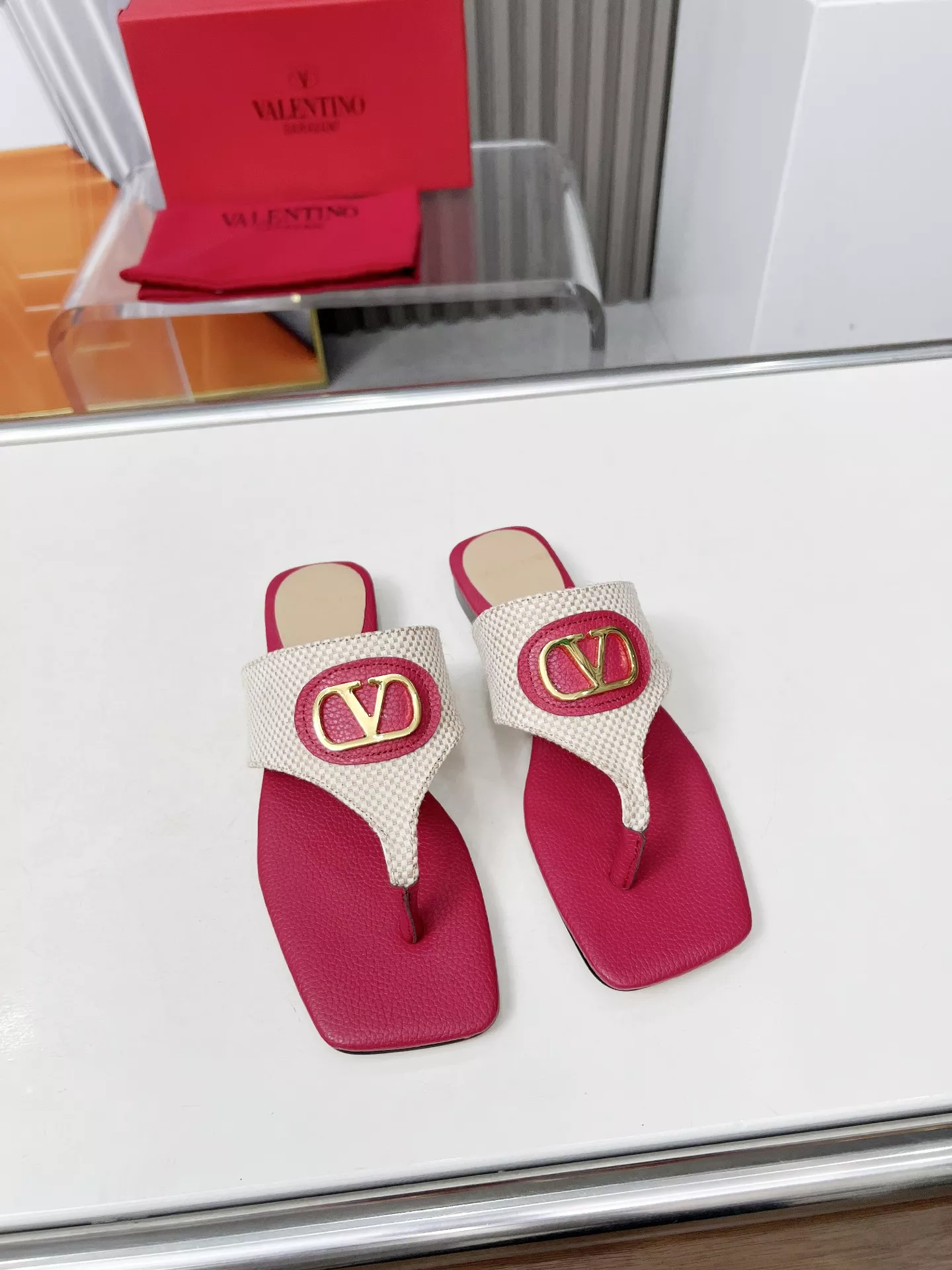 Valentino Slippers For Women UrbanStyle 6461