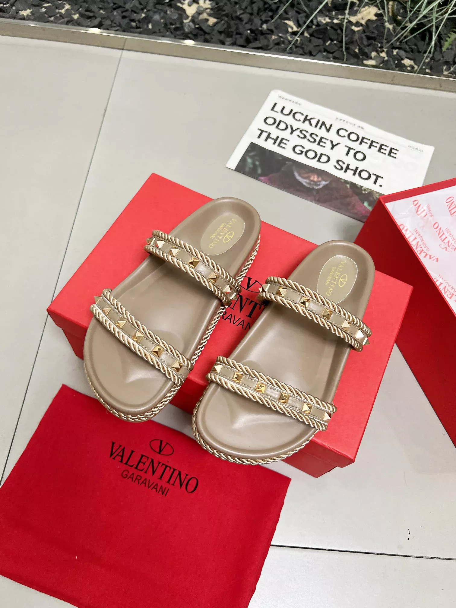 Valentino Slippers For Women UrbanStyle 9460