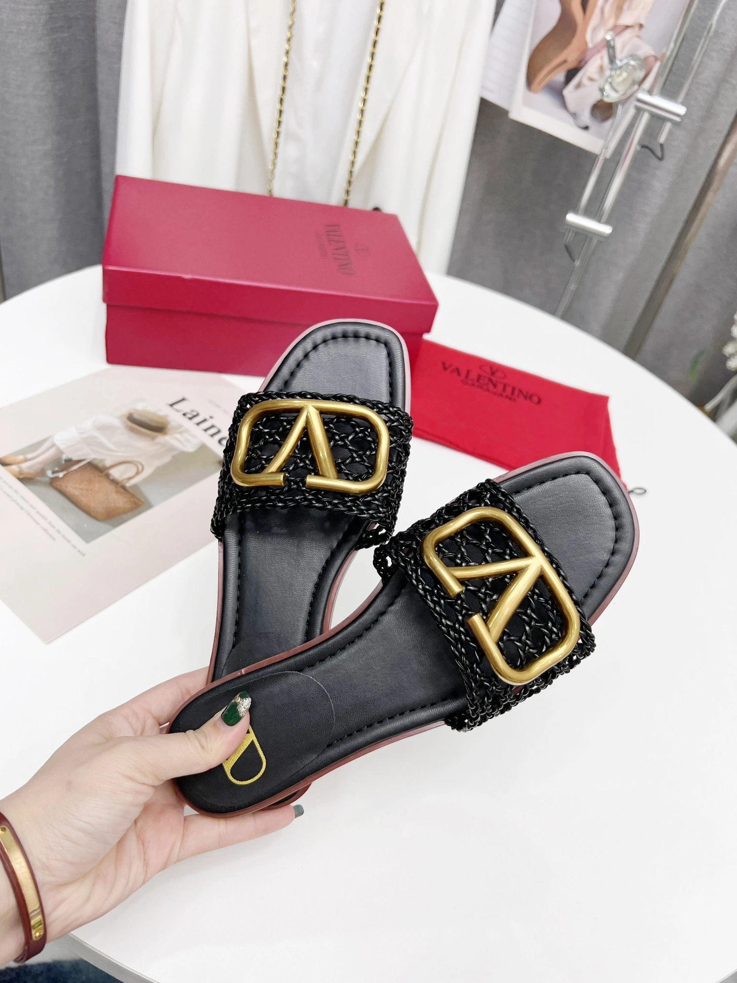 Valentino Slippers For Women WellDesigned 3513