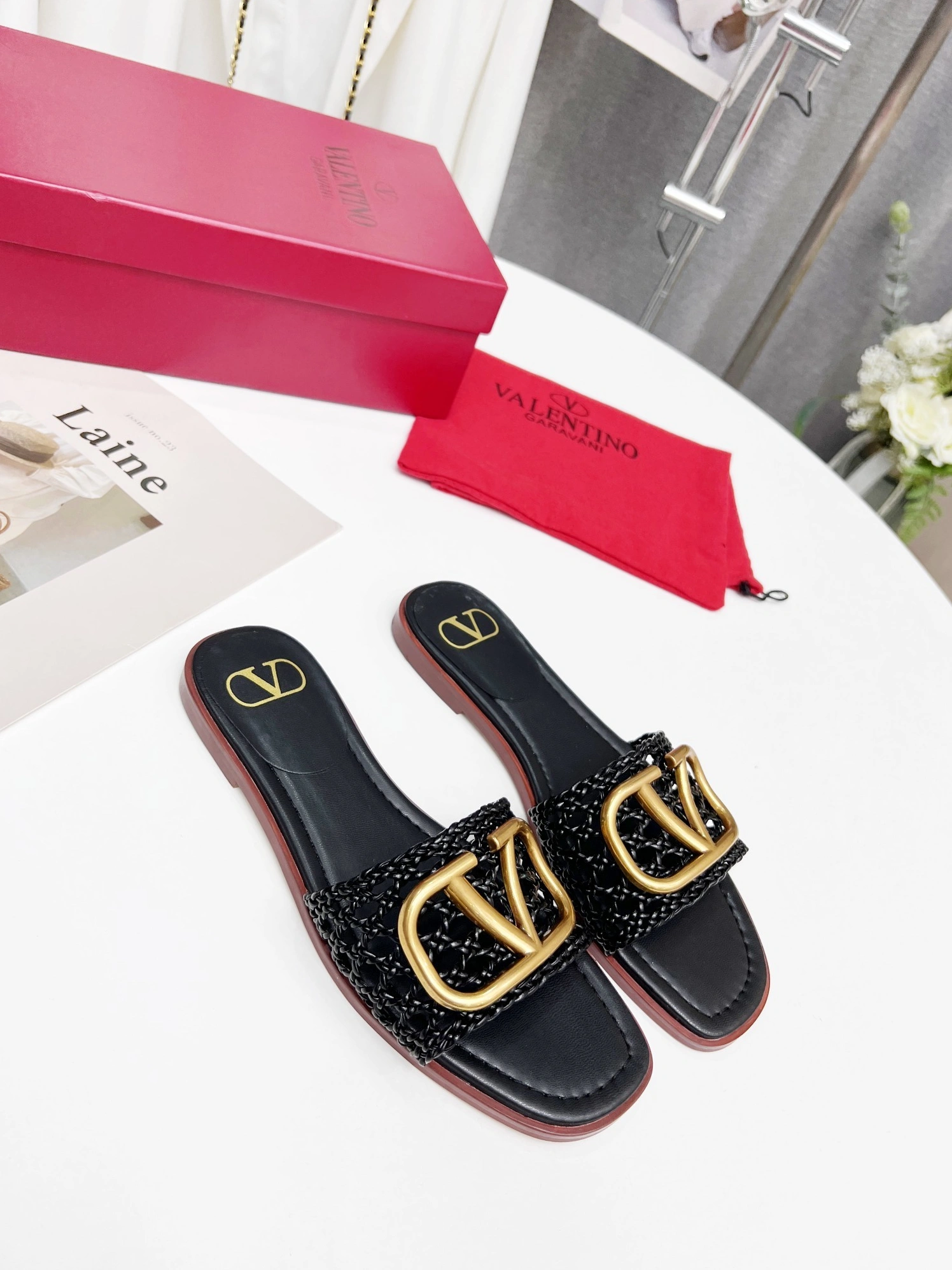 Valentino Slippers For Women WellDesigned 3513