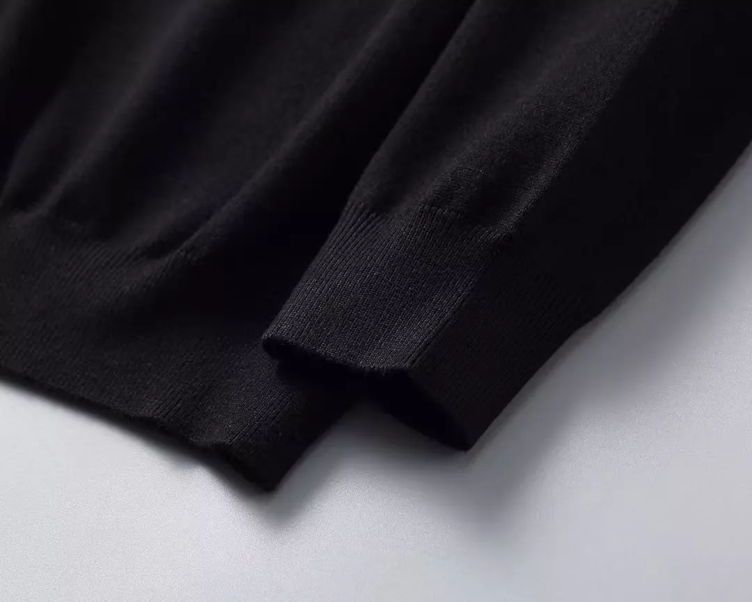 Valentino Sweaters Long Sleeved For Men DailyWear 7570