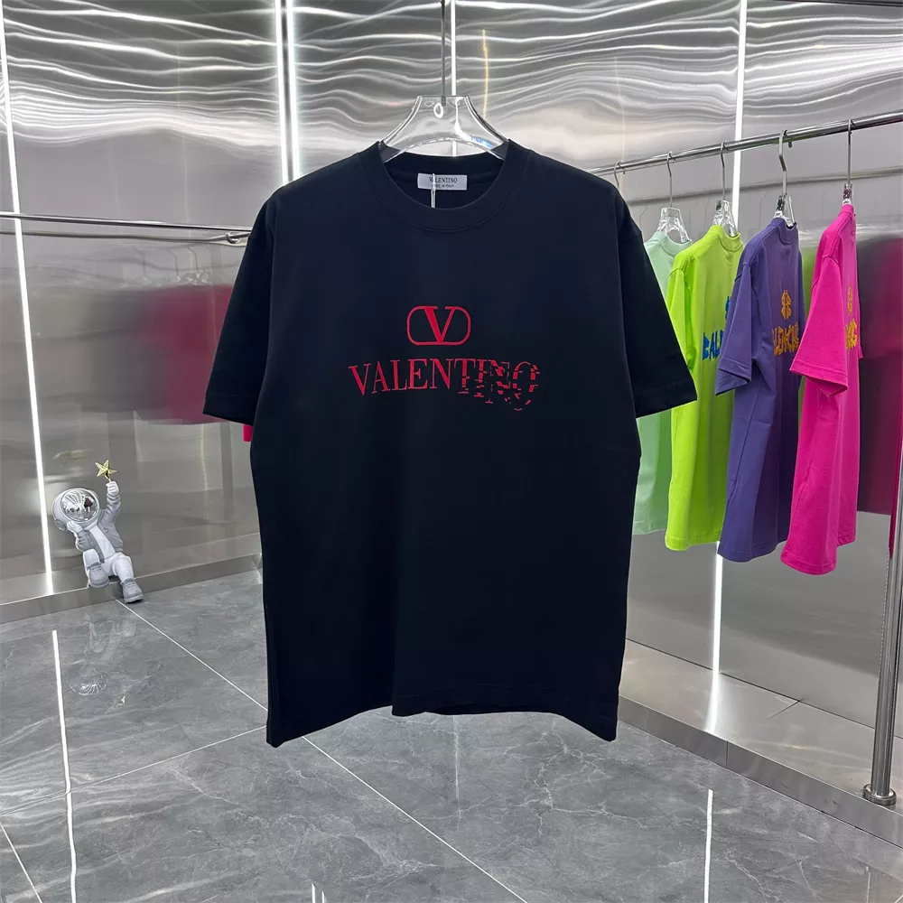 Valentino T-Shirts Short Sleeved For Unisex Durable 3914