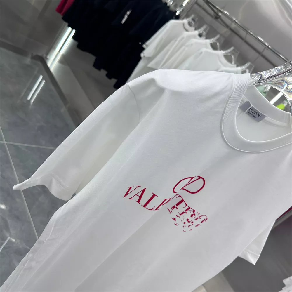 Valentino T-Shirts Short Sleeved For Unisex Fashionable 3768