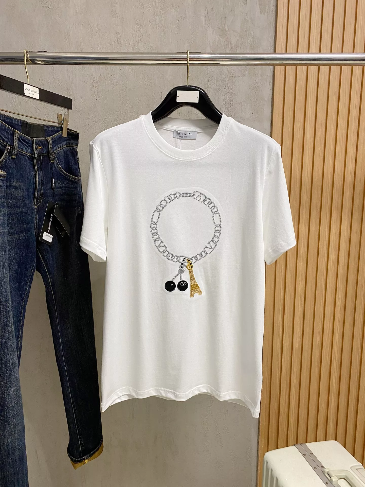 Valentino T-Shirts Short Sleeved For Unisex Versatile 4368