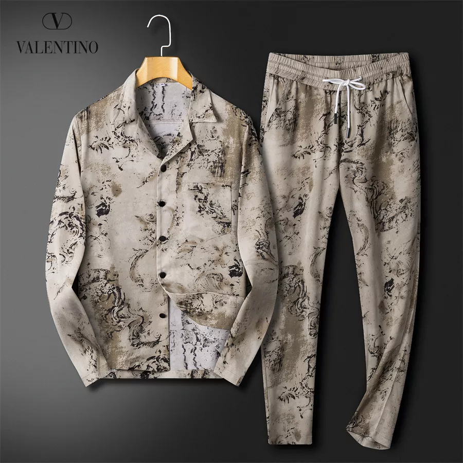 Valentino Tracksuits Long Sleeved For Men SportInspired 6125