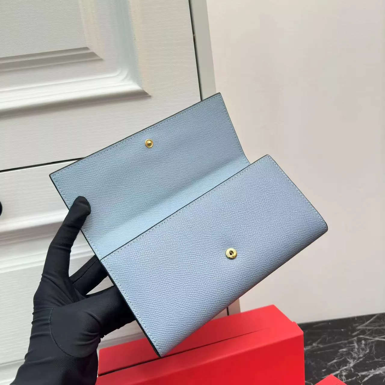 Valentino Wallets For Women WellDesigned 2294