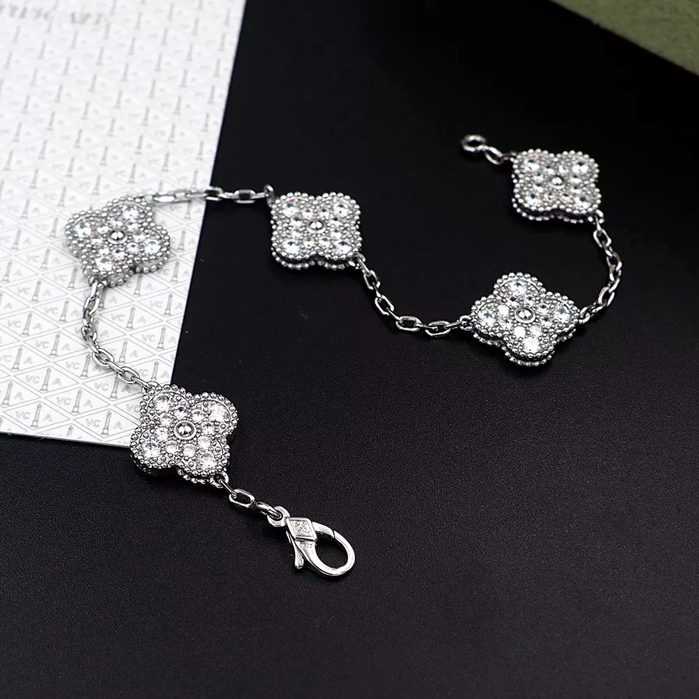 Van Cleef & Arpels Bracelets For Women AllSeason 1856