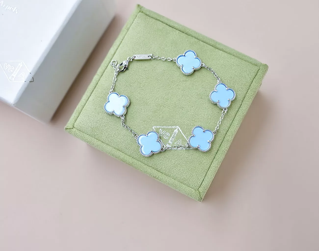 Van Cleef & Arpels Bracelets For Women BestValue 6254