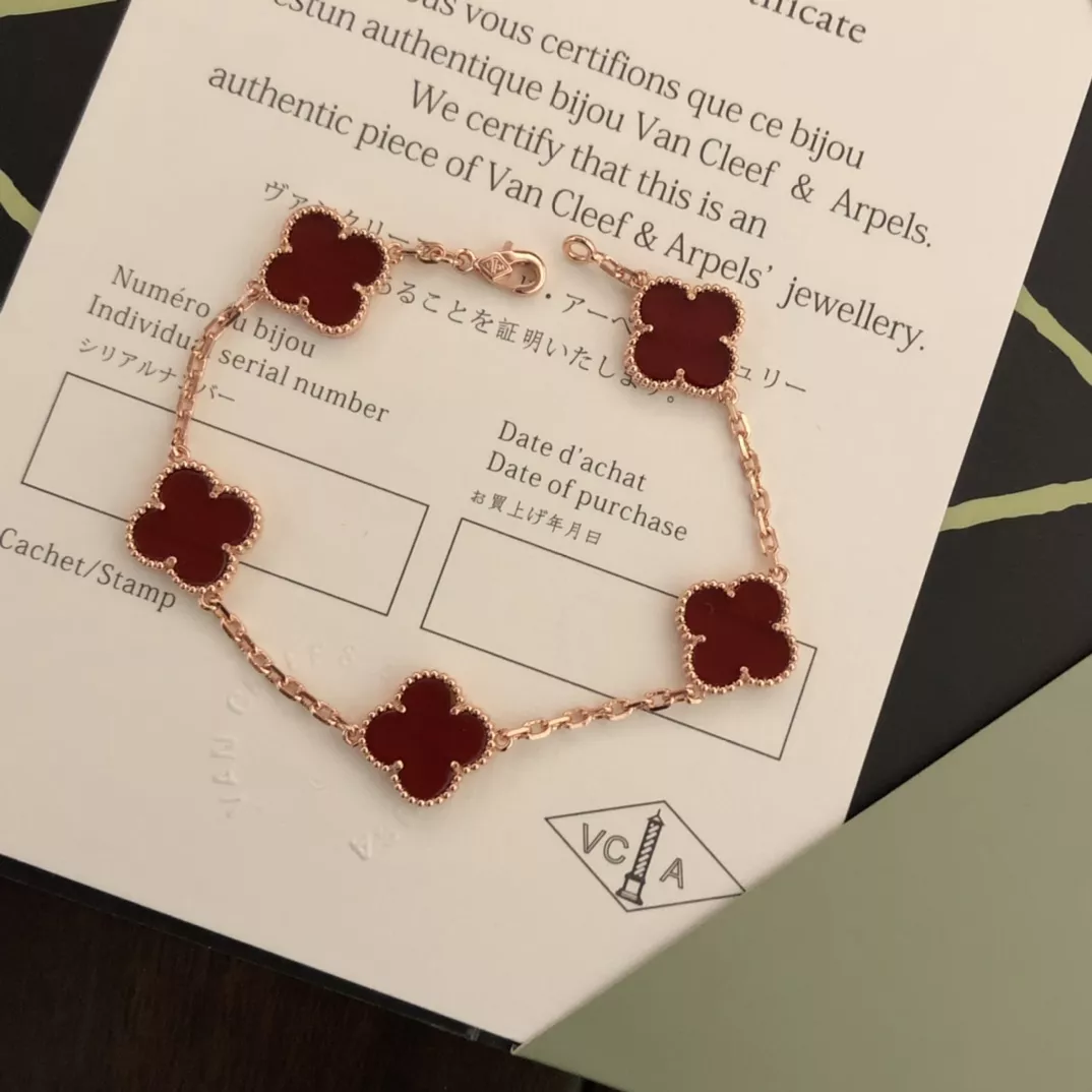 Van Cleef & Arpels Bracelets For Women Comfortable 707