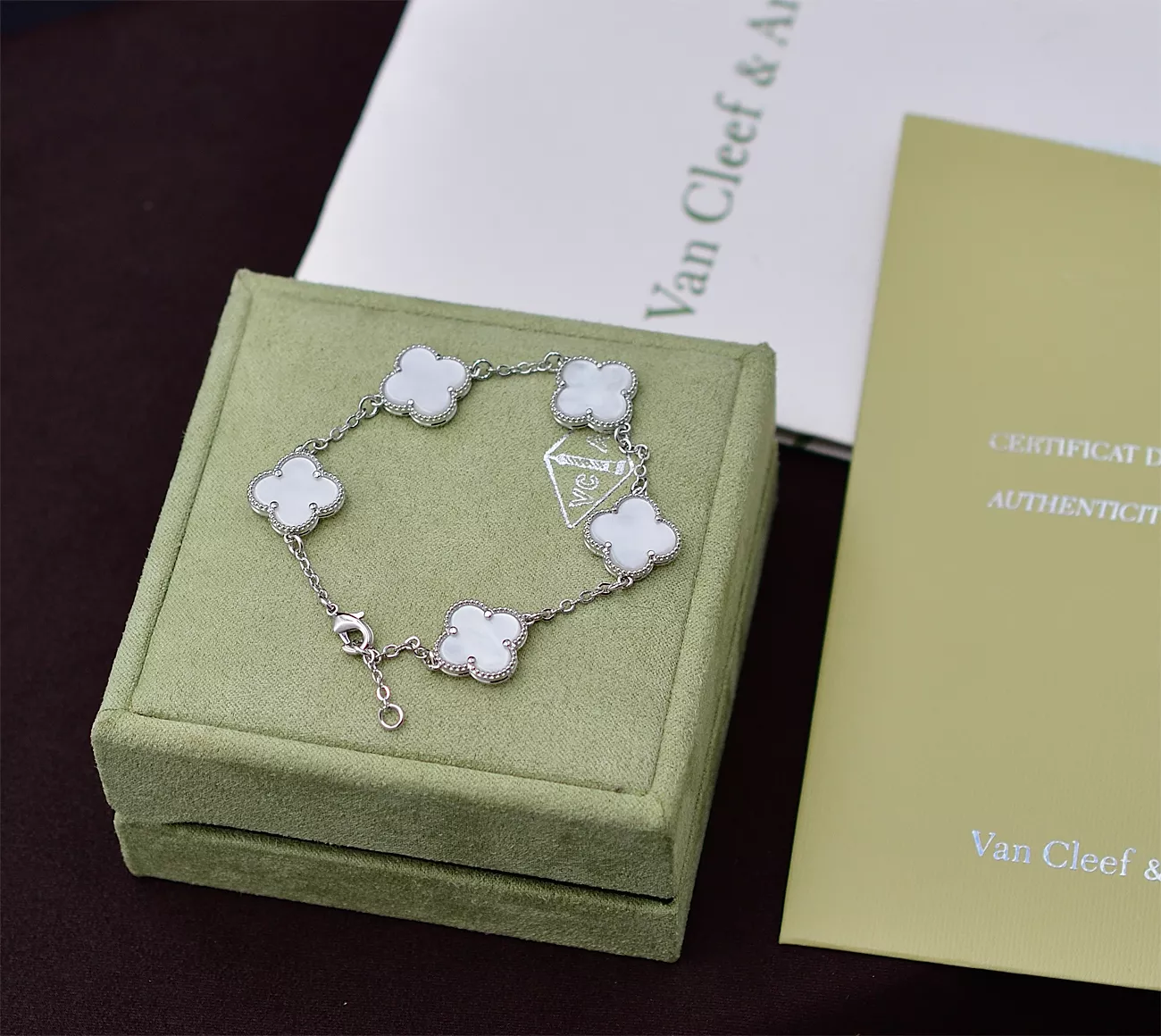 Van Cleef & Arpels Bracelets For Women Durable 2066