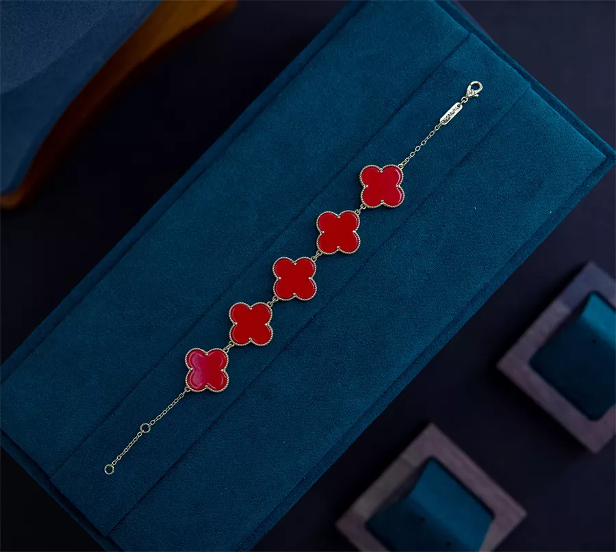 Van Cleef & Arpels Bracelets For Women Functional 9264