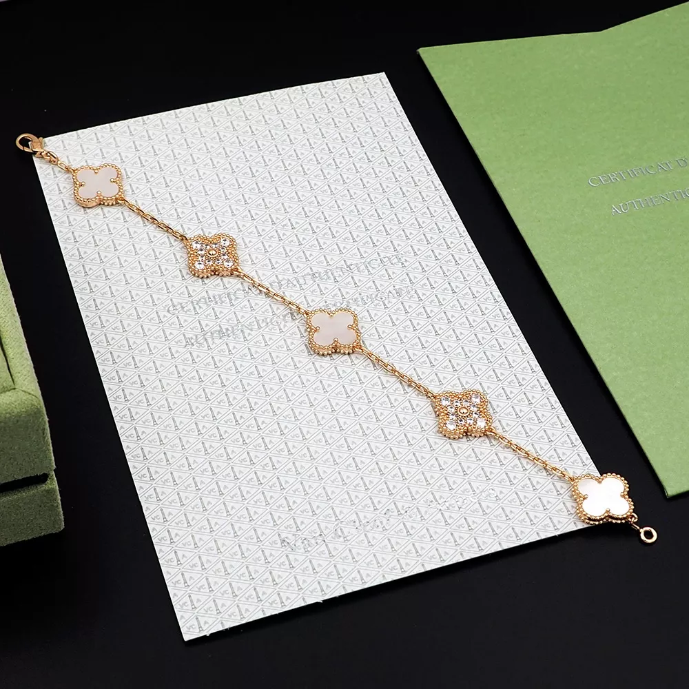 Van Cleef & Arpels Bracelets For Women GoAnywhere 7643