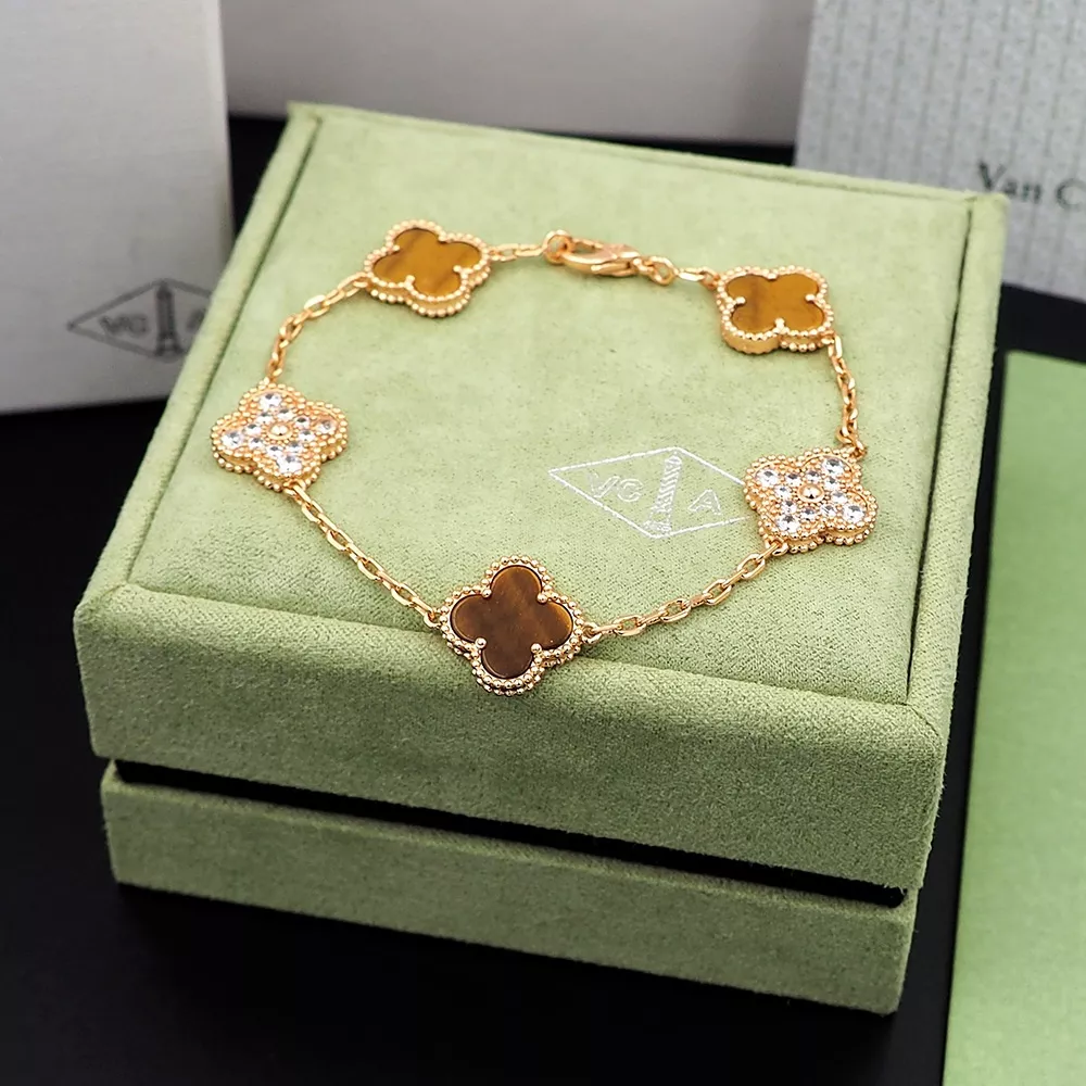 Van Cleef & Arpels Bracelets For Women GoodFit 8454