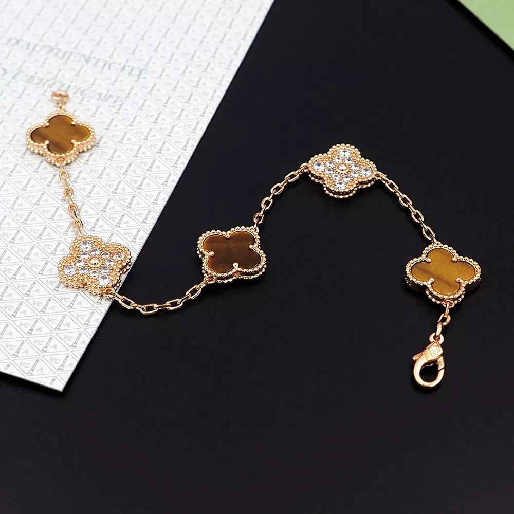Van Cleef & Arpels Bracelets For Women GoodFit 8454