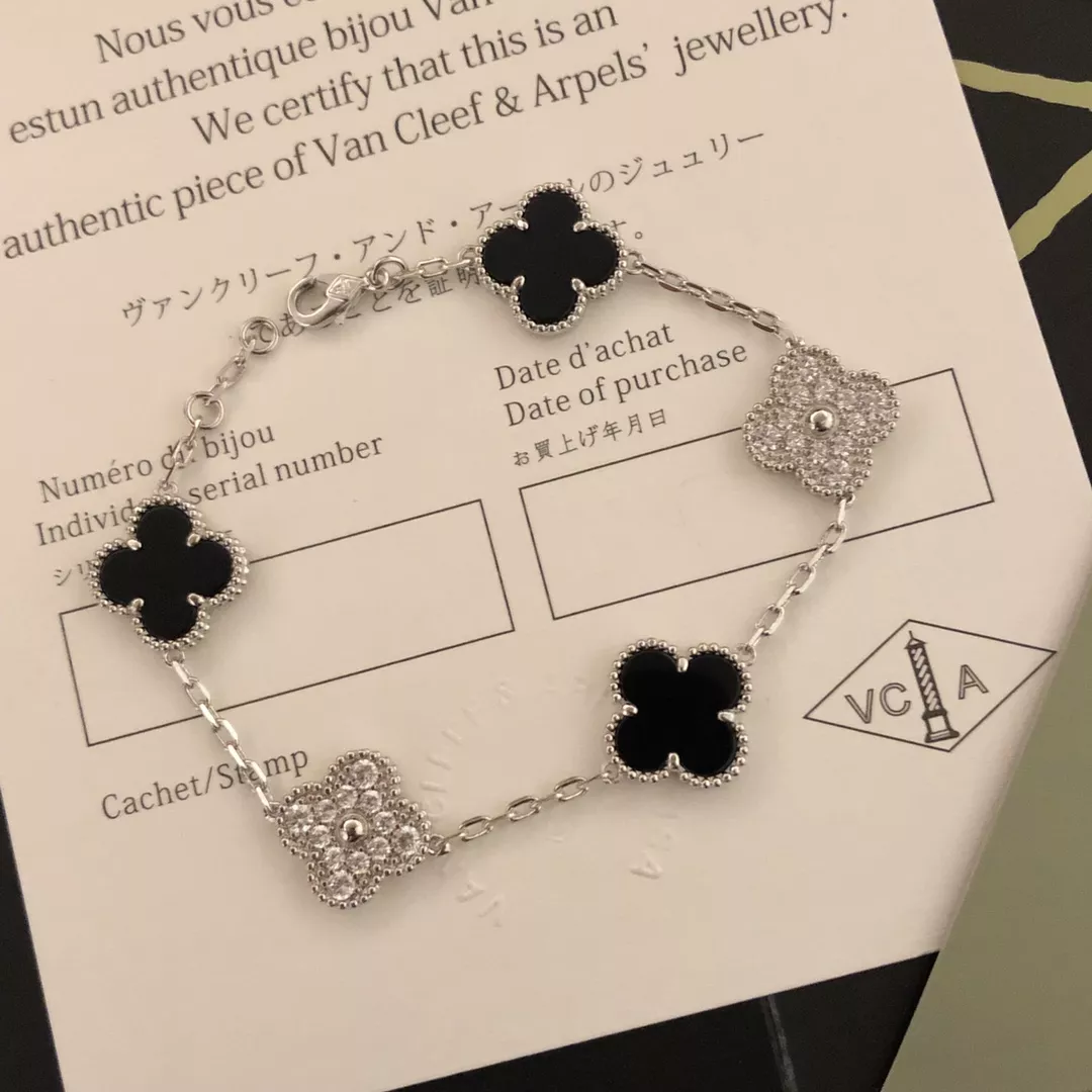 Van Cleef & Arpels Bracelets For Women HighQuality 1662