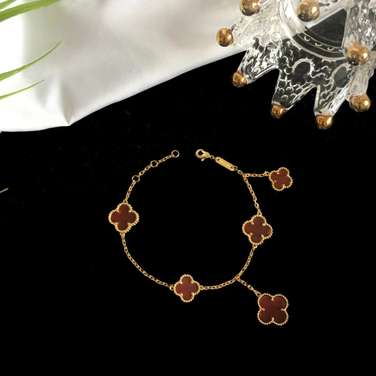 Van Cleef & Arpels Bracelets For Women Modern 4871