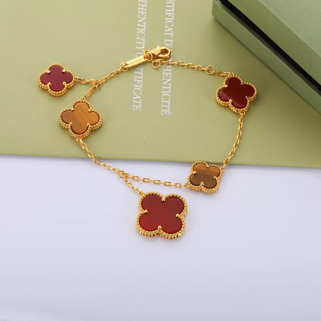 Van Cleef & Arpels Bracelets For Women Popular 4484
