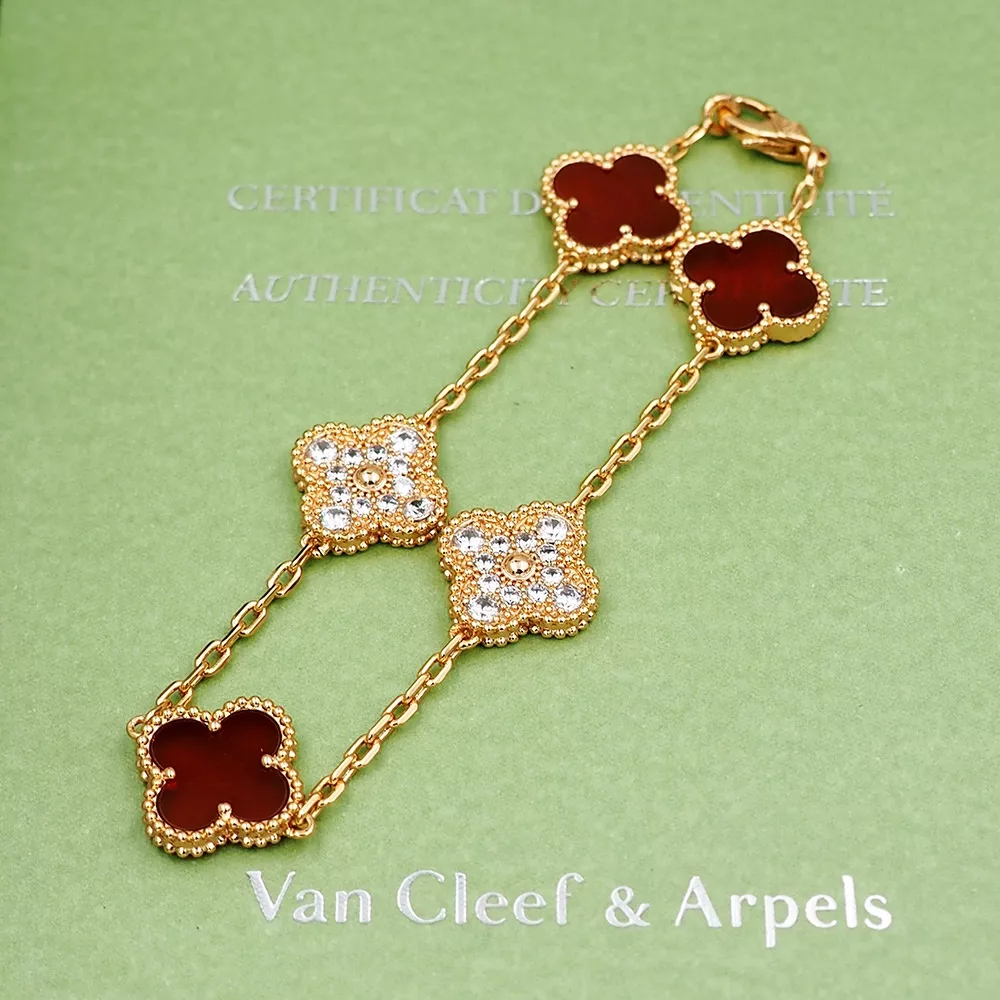 Van Cleef & Arpels Bracelets For Women Refined 9203