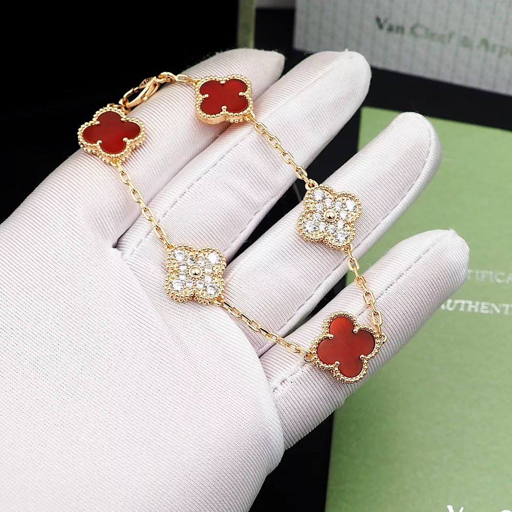 Van Cleef & Arpels Bracelets For Women Refined 9203