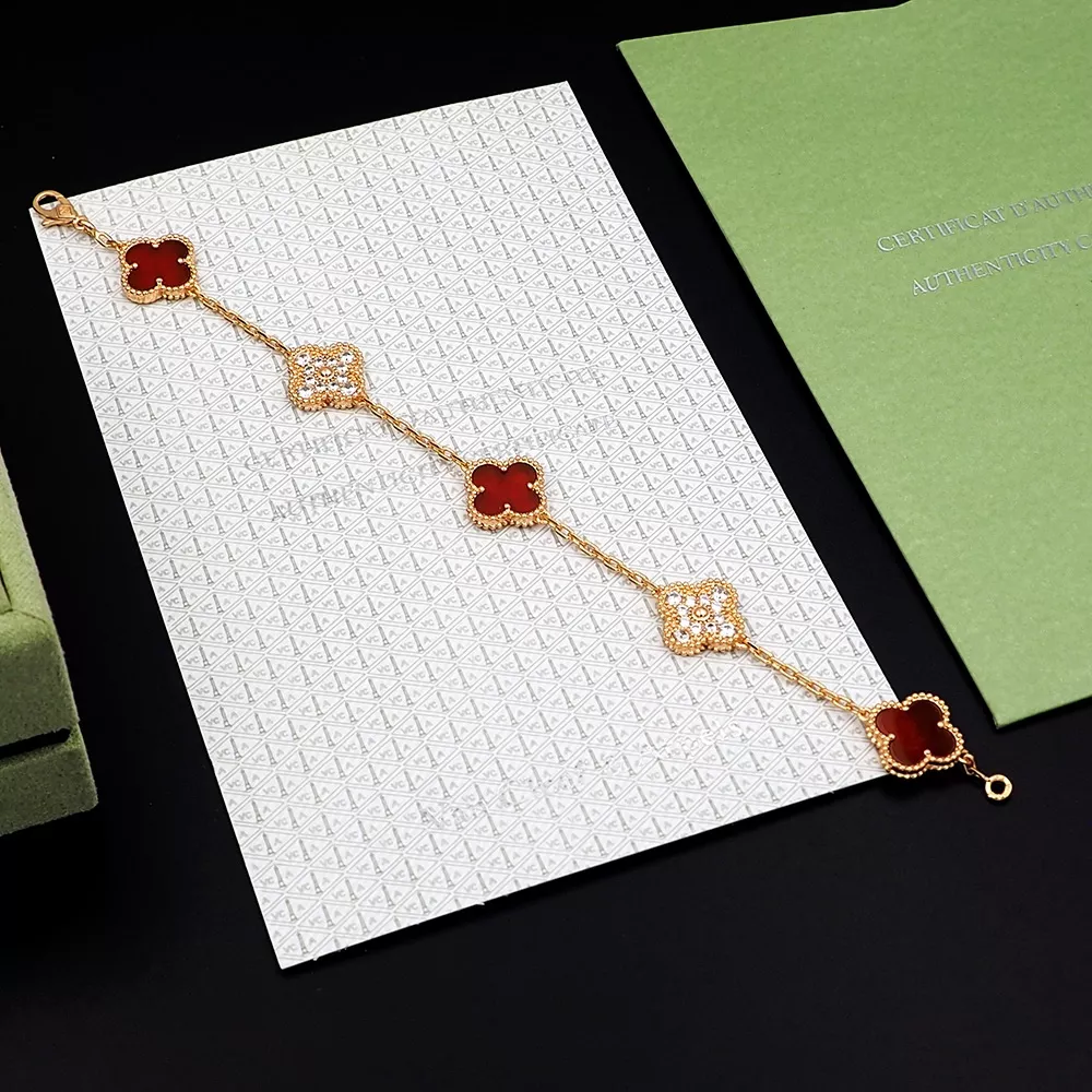 Van Cleef & Arpels Bracelets For Women Refined 9203