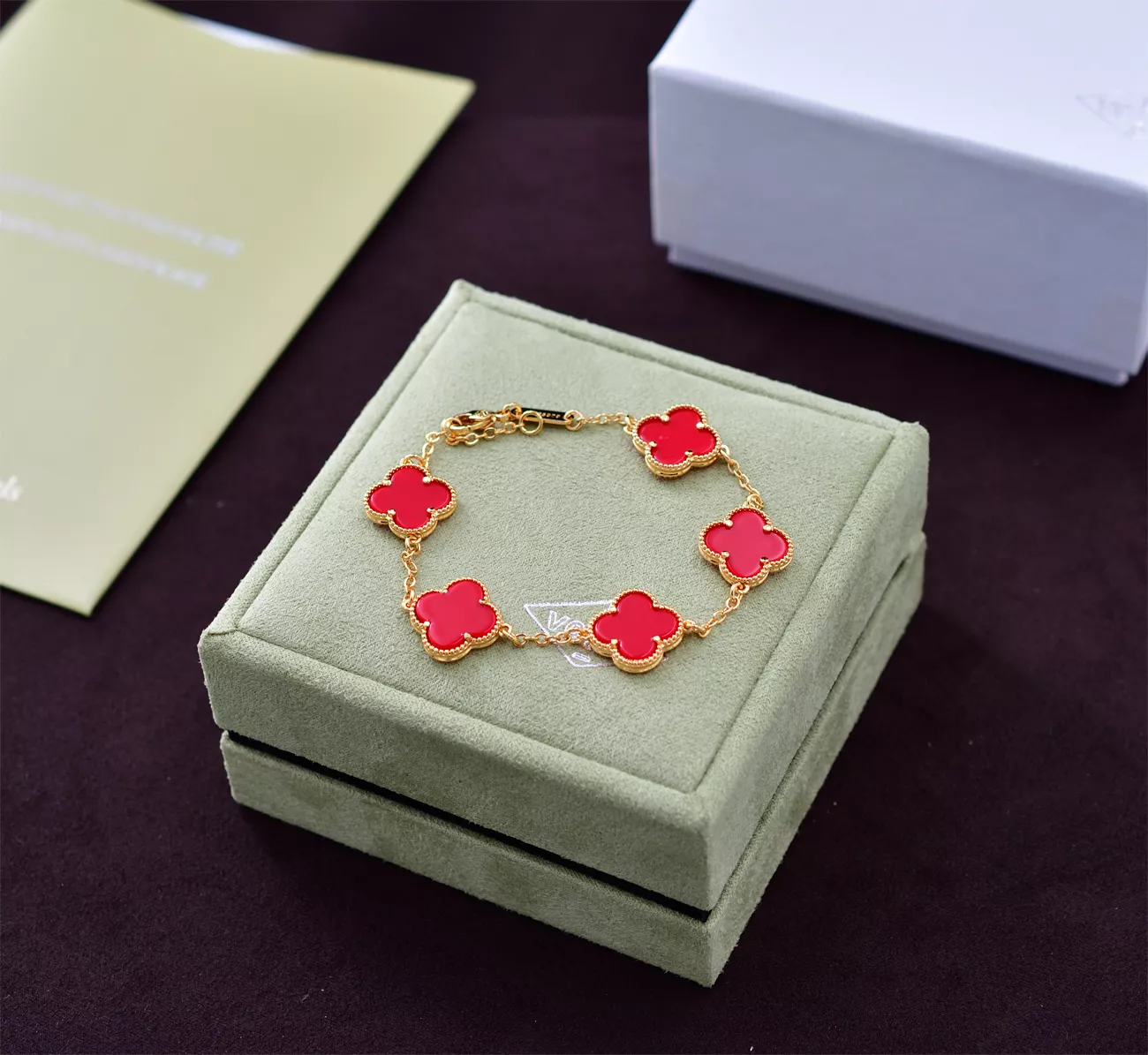Van Cleef & Arpels Bracelets For Women Stylish 4164