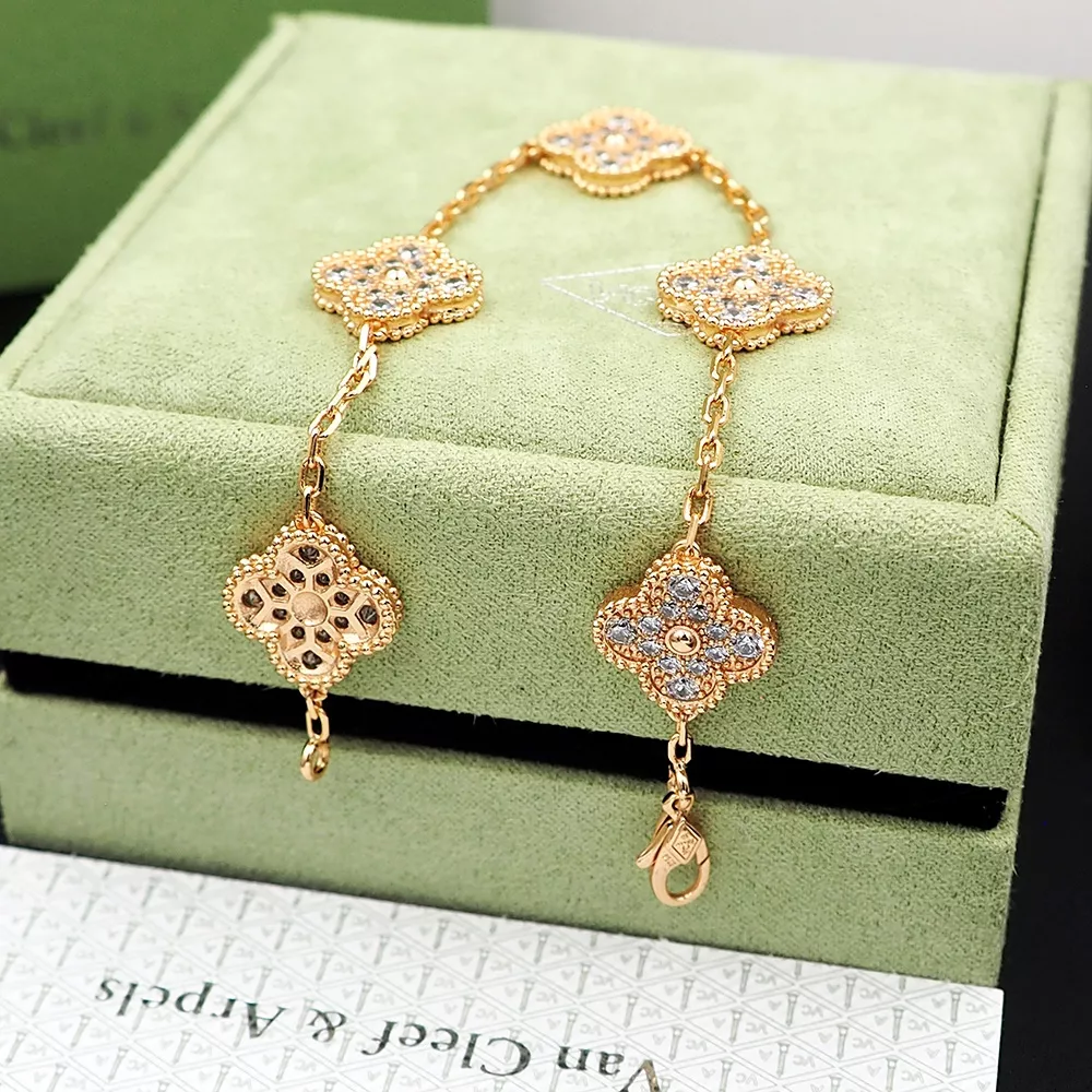 Van Cleef & Arpels Bracelets For Women Unique 6537