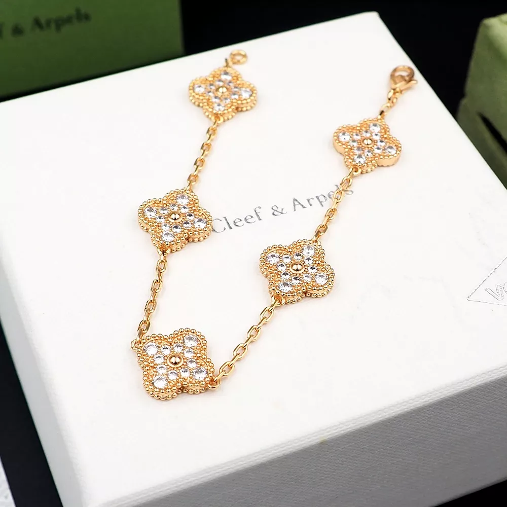 Van Cleef & Arpels Bracelets For Women Unique 6537