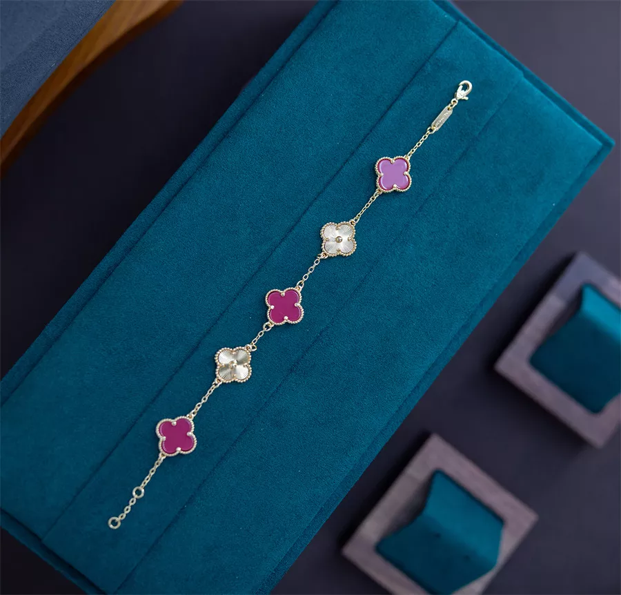 Van Cleef & Arpels Bracelets For Women UrbanStyle 863