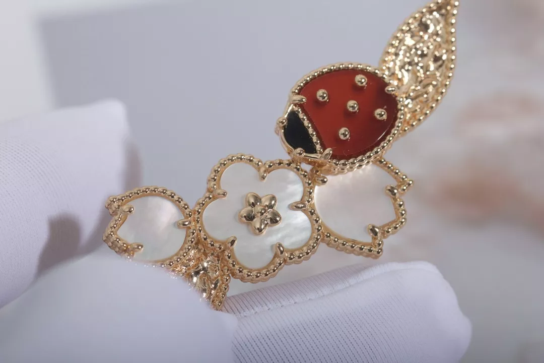 Van Cleef & Arpels Brooches For Women GoodFit 1609