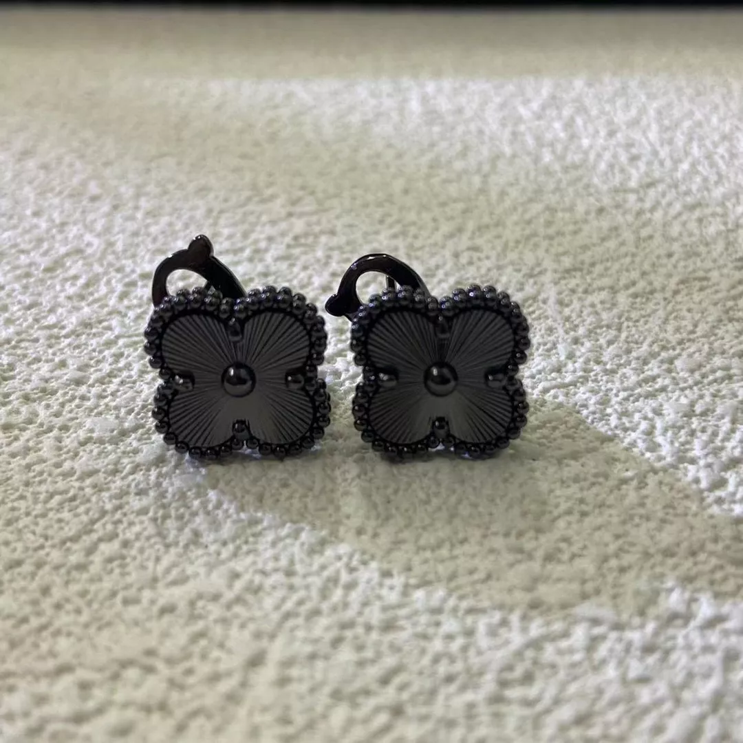 Van Cleef & Arpels Earrings For Women Bright 3082
