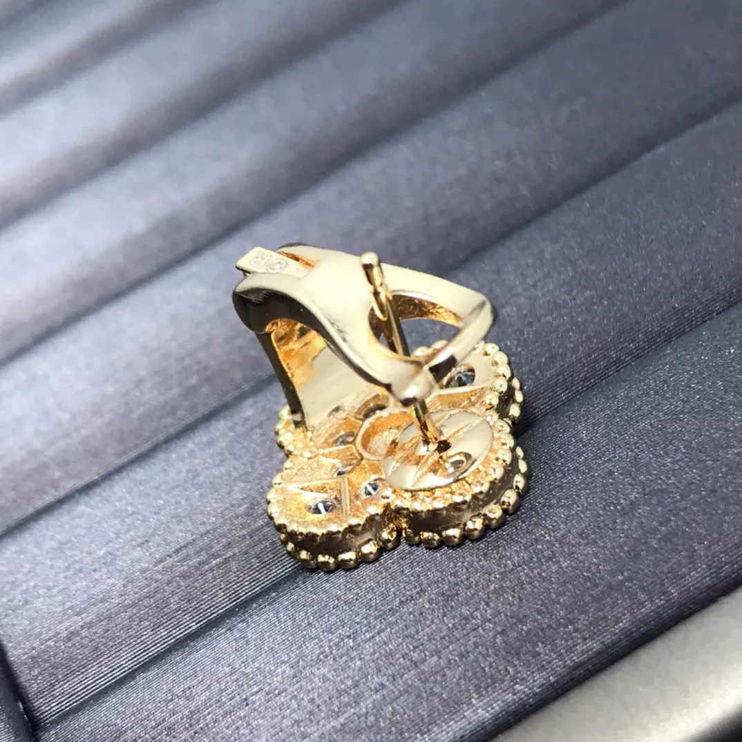 Van Cleef & Arpels Earrings For Women EasyMatch 6849