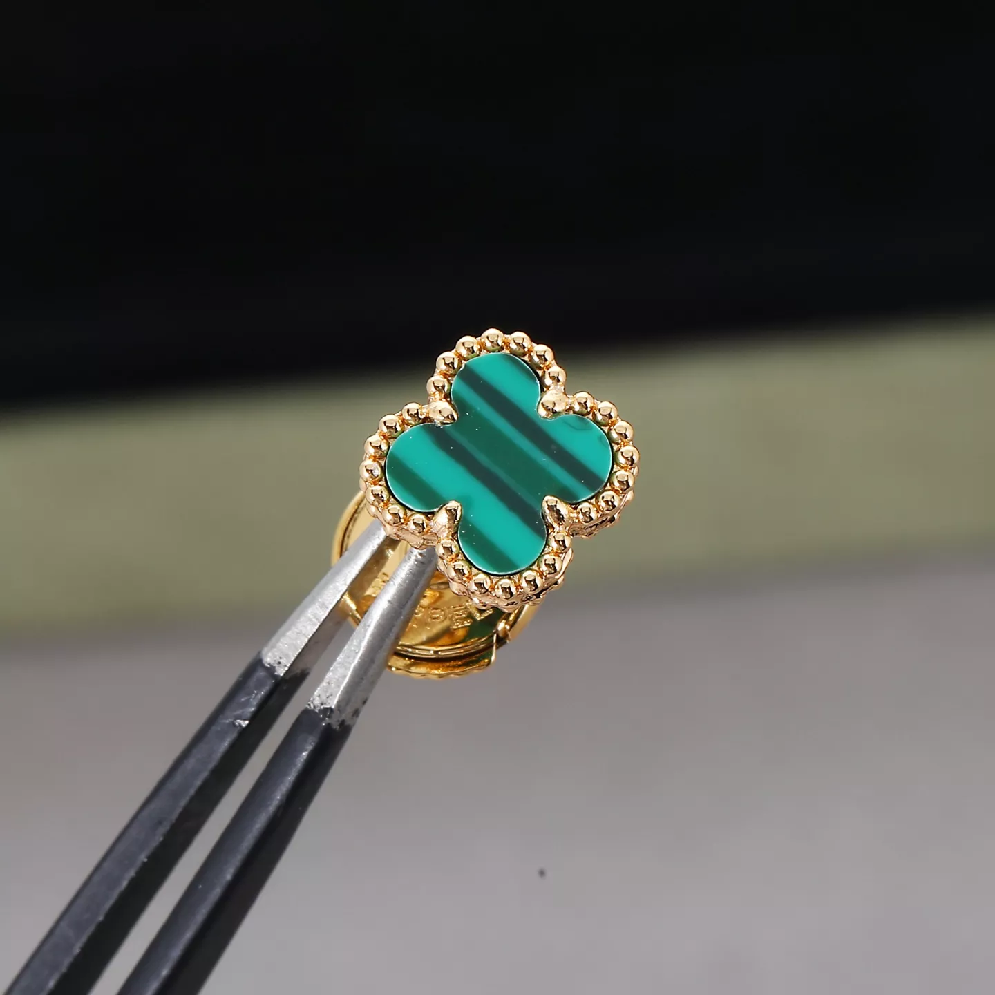 Van Cleef & Arpels Earrings For Women Minimalist 4004