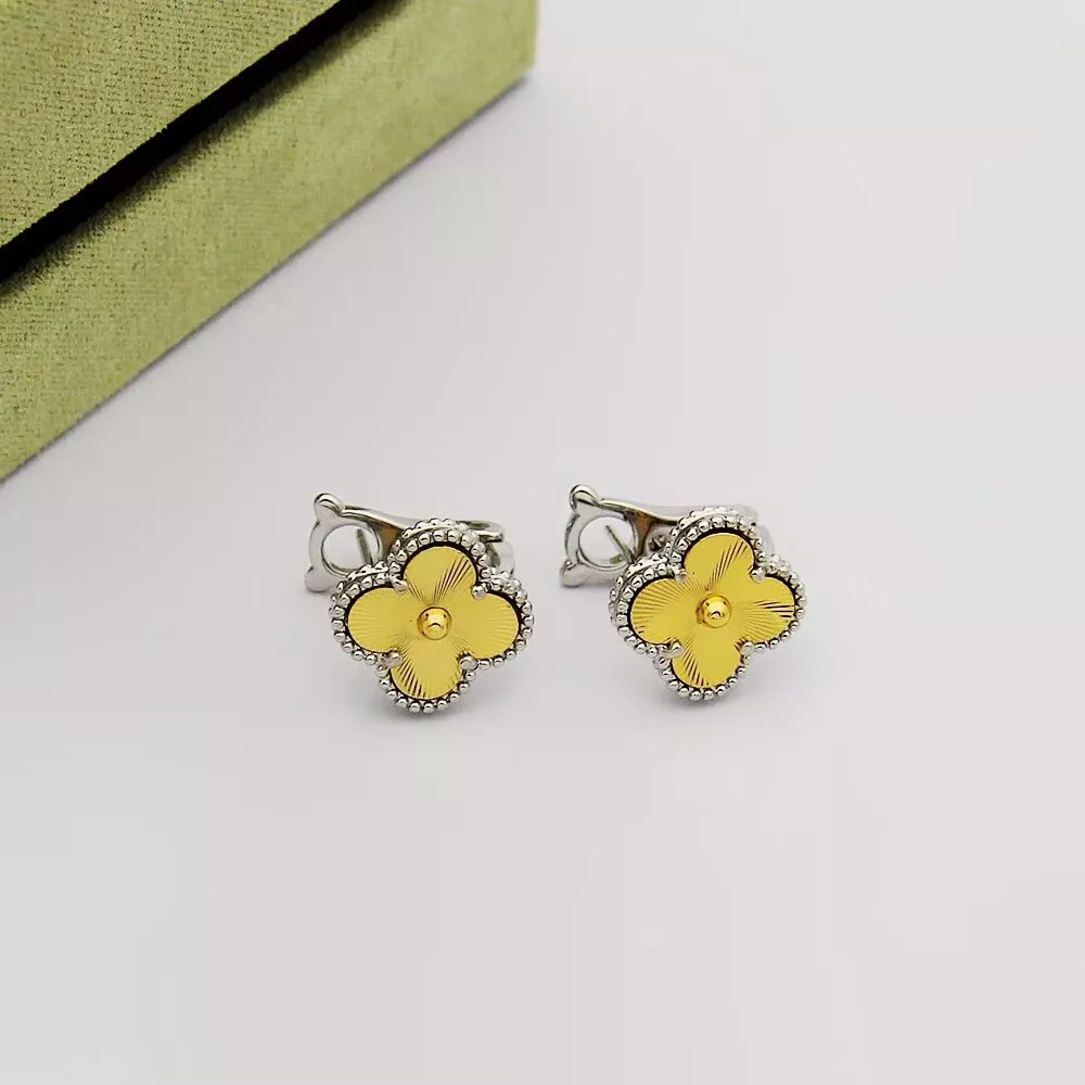 Van Cleef & Arpels Earrings For Women Timeless 6166