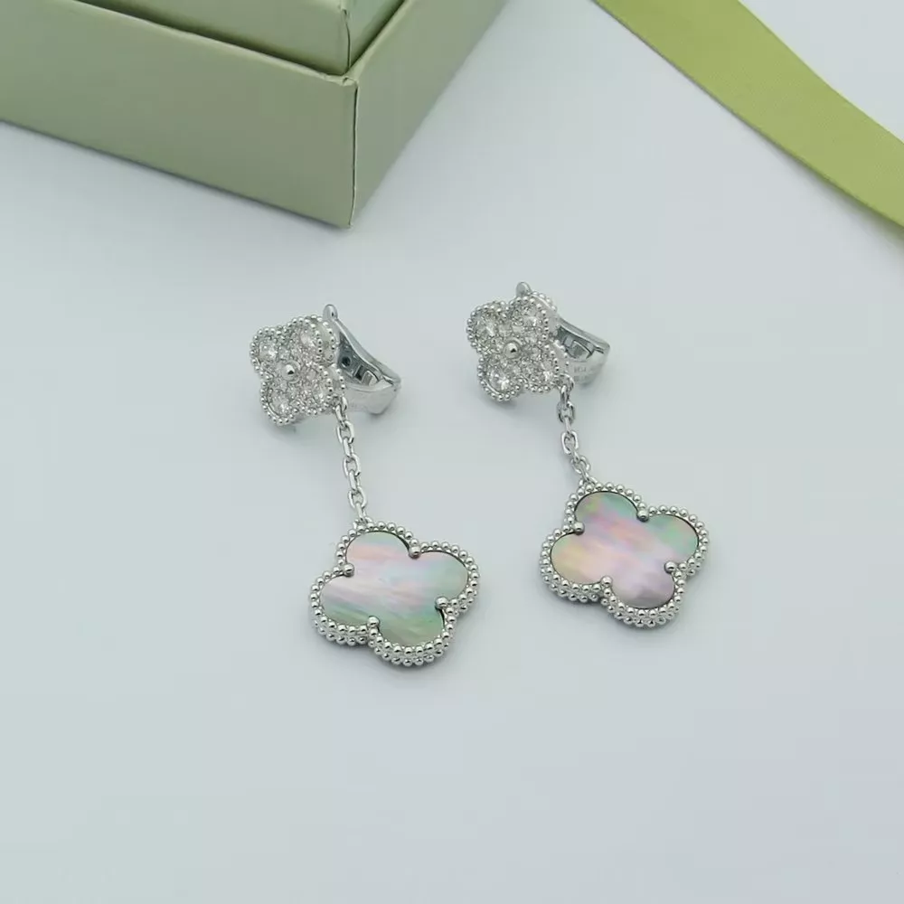 Van Cleef & Arpels Earrings For Women Unique 5449