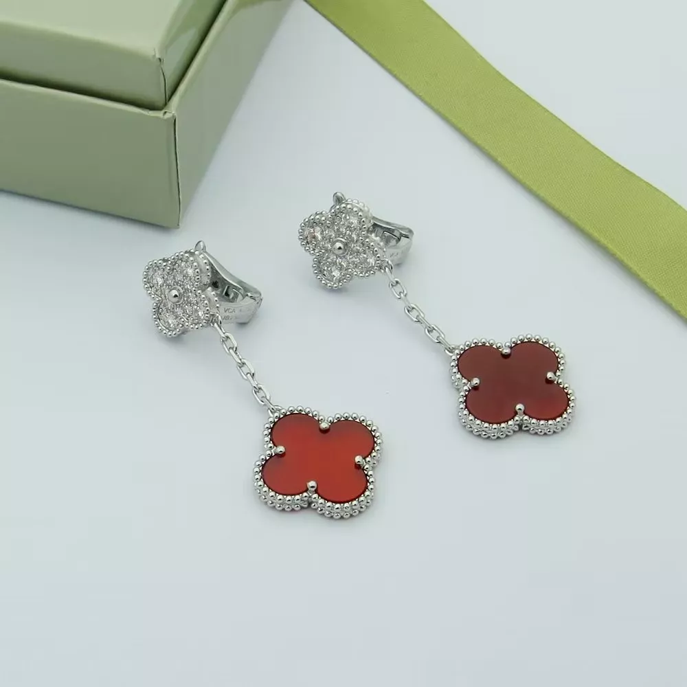Van Cleef & Arpels Earrings For Women Vibrant 1085