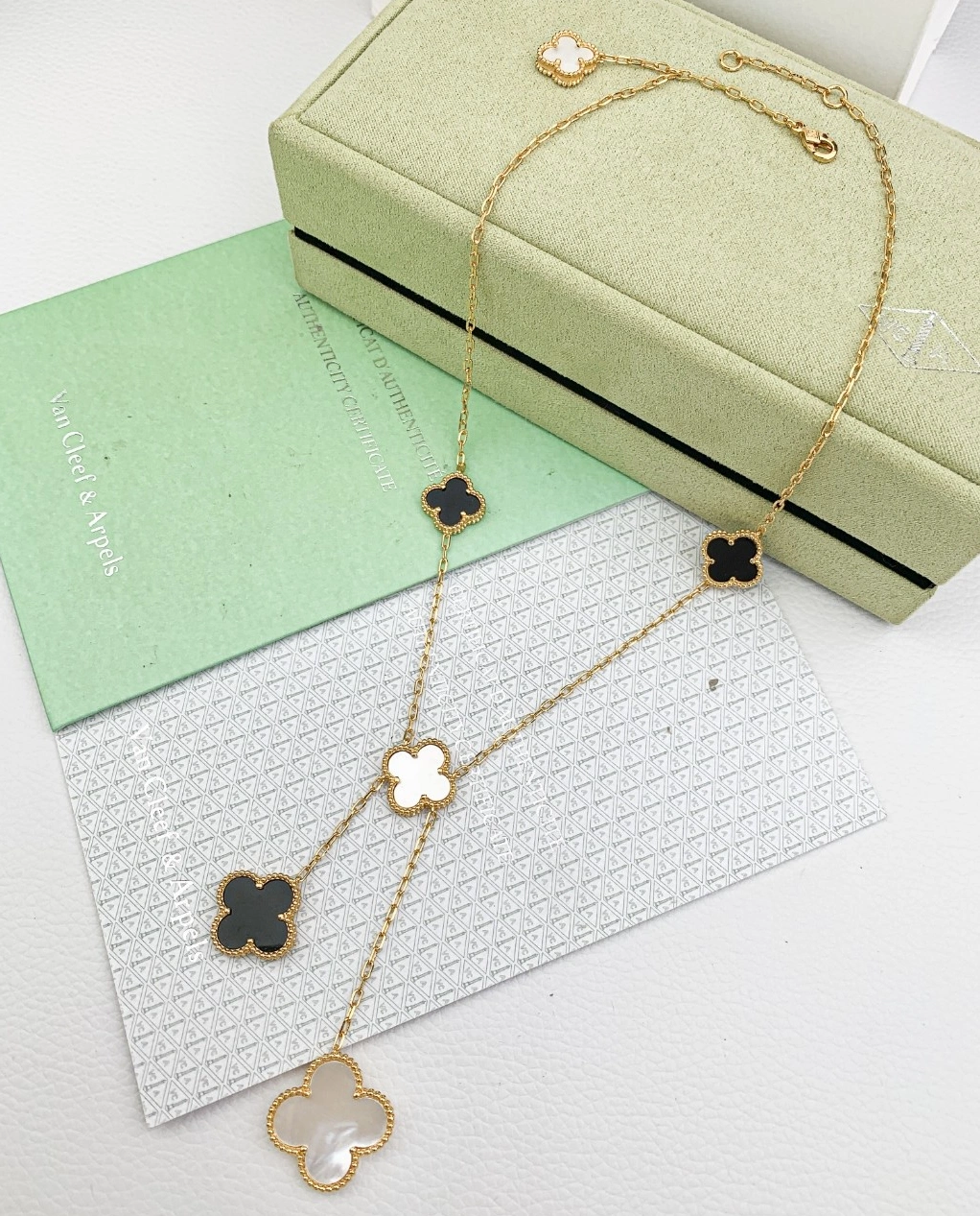 Van Cleef & Arpels Jewelry Set For Women Breathable 961