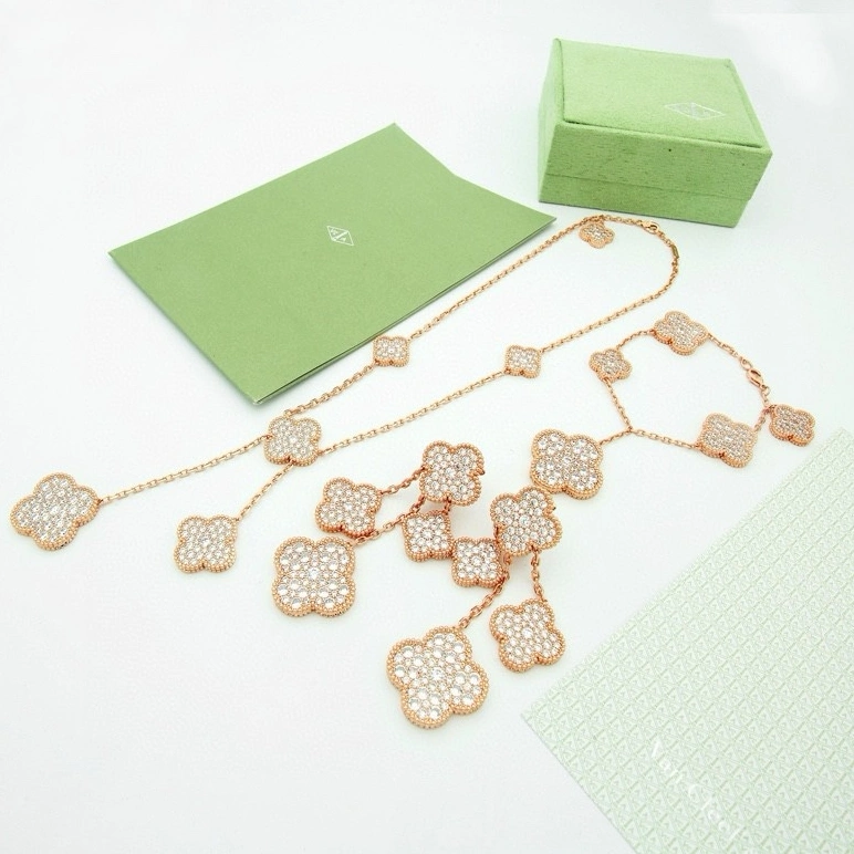 Van Cleef & Arpels Jewelry Set For Women HighQuality 5043